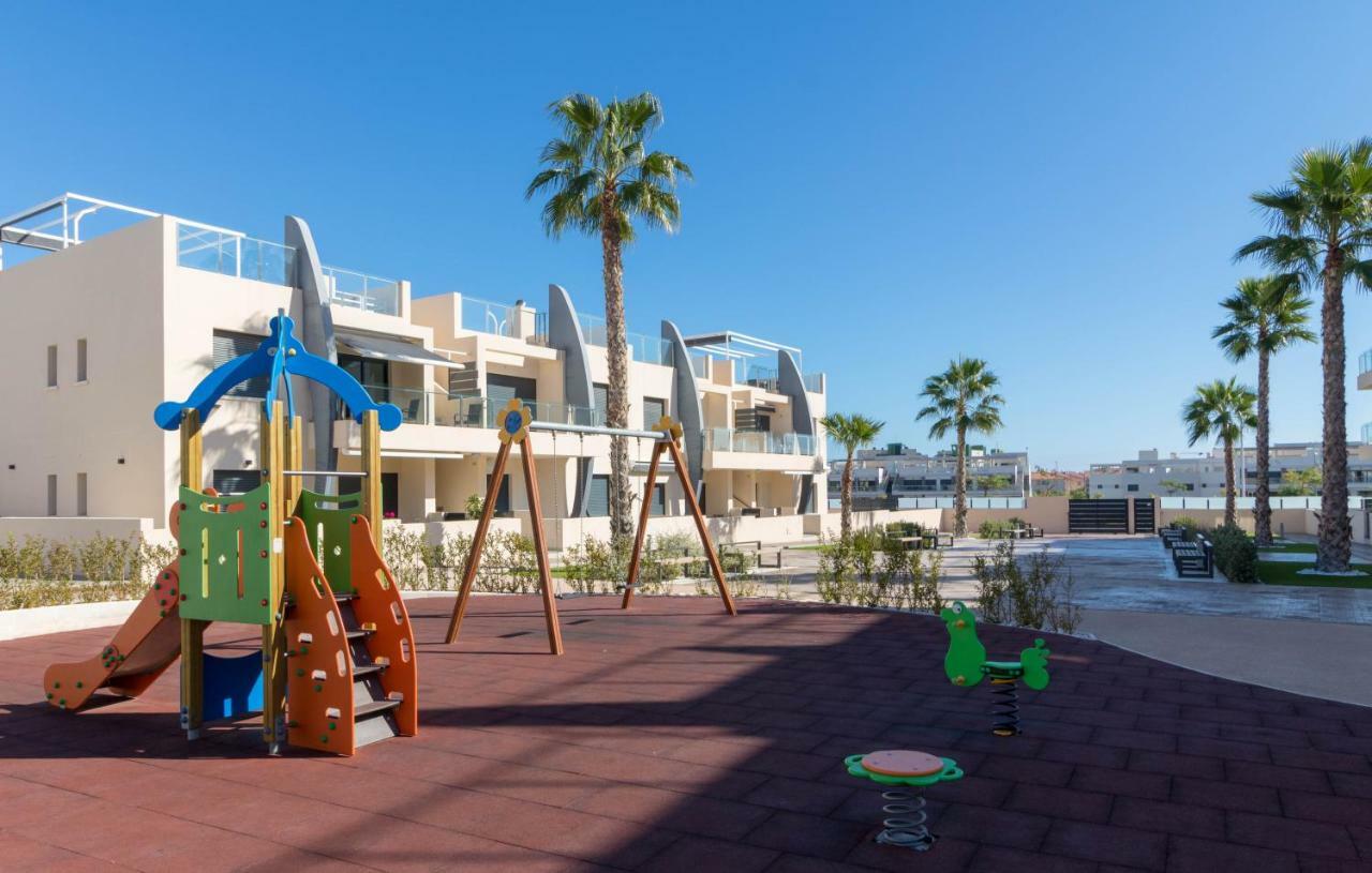 Playa Elisa Bay - Mil Palmeras Pilar de la Horadada Kültér fotó